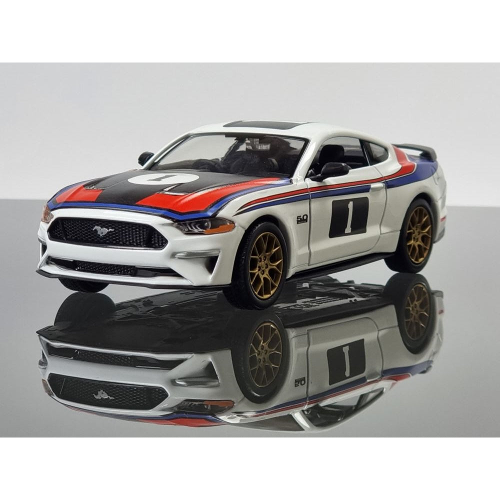 1:24 2018 Ford Mustang - 1977 Bathurst Moffat Livery