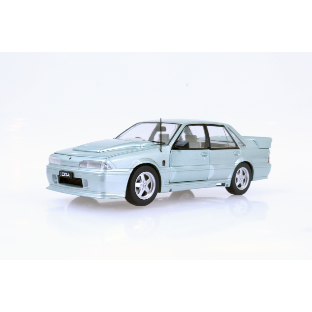 1:24 Holden VL Walkinshaw - Panorma Silver